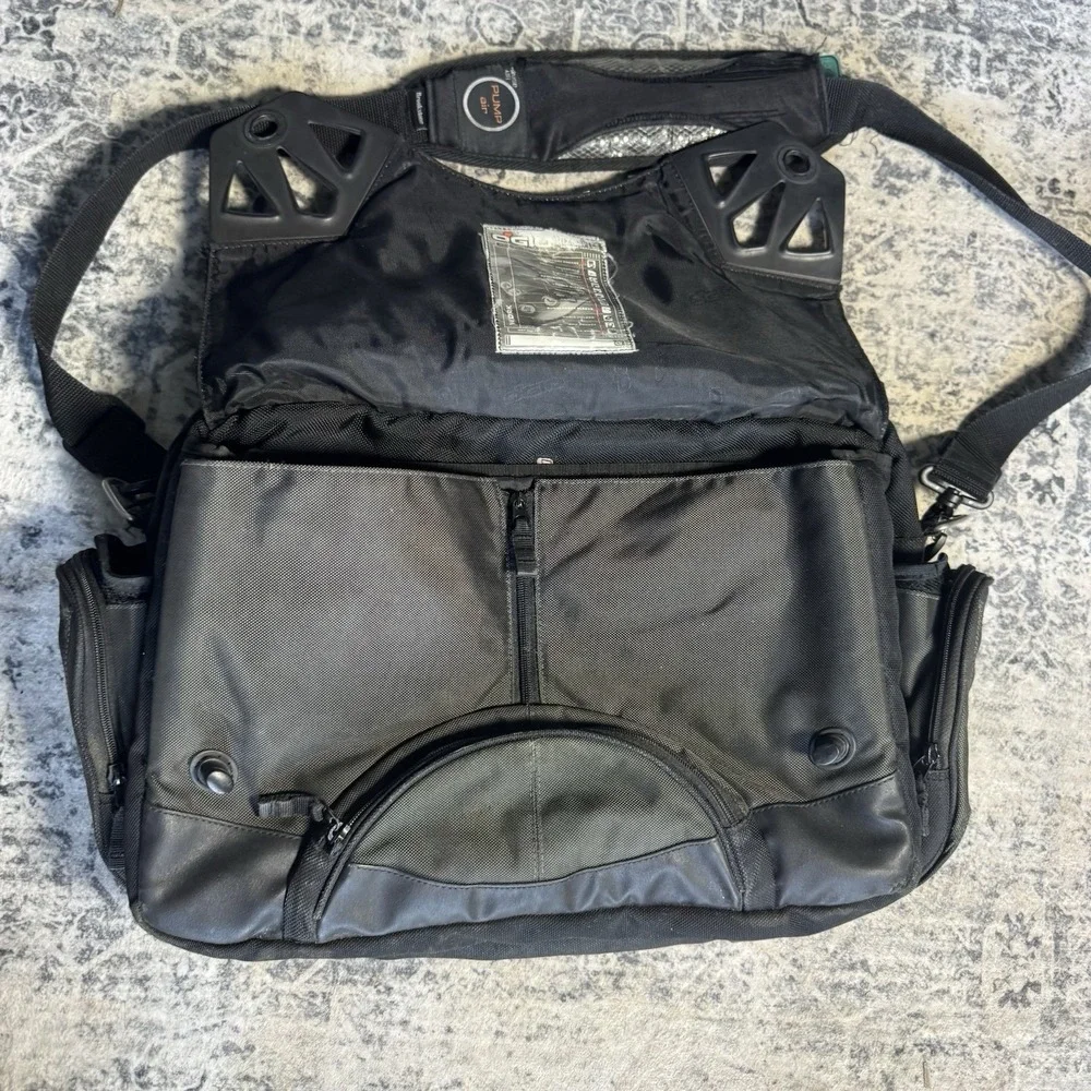 Ogio Travel Manipulator Laptop Bag Black Preowned